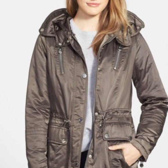 🎉 host pick Laundry by Shelli Segal medium brown jacket removeable fur and hood - Picture 3 of 10